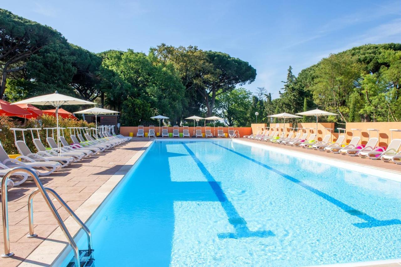 HOTEL LA QUIETUDE LES ISSAMBRES 3* (France) - from £ 75